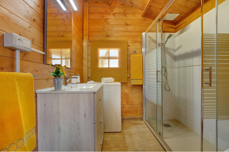 Casas de madera Portugal Modelo Kay 40.0825N BAÑO Casas de madera Portugal Modelo Kay 40.0825N BAÑO