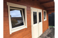 Casas de madera Portalegre - Modelo Paris - Detalle ventanas y puerta