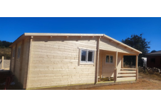 Casas prefabricadas Barcelona modelo Azores 40.7299N delantera pvc