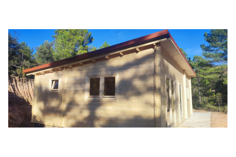 Casas de madera LAS PALMAS - TEJA SANDWICH LATERAL Casas de madera LAS PALMAS - TEJA SANDWICH LATERAL